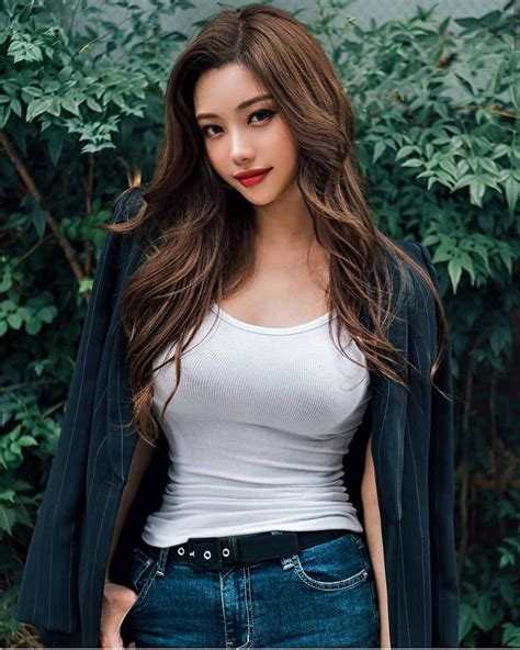 11 Hottest Asian stars to follow on Instagram right now